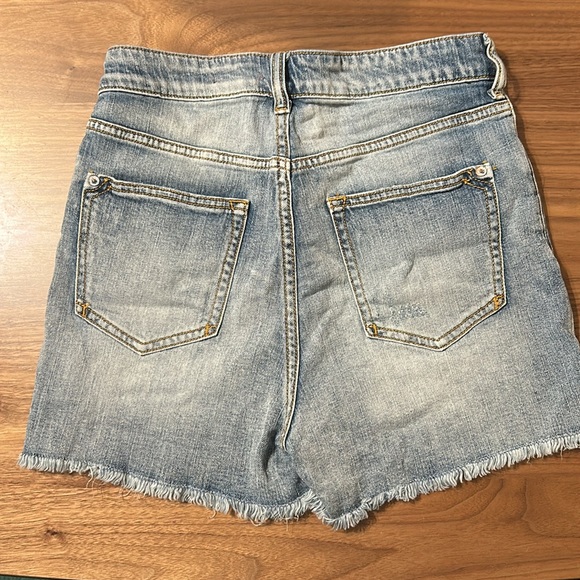 Anthropologie Pilcro Denim Blue Women's Shorts Distressed Size 27 - Picture 2 of 12